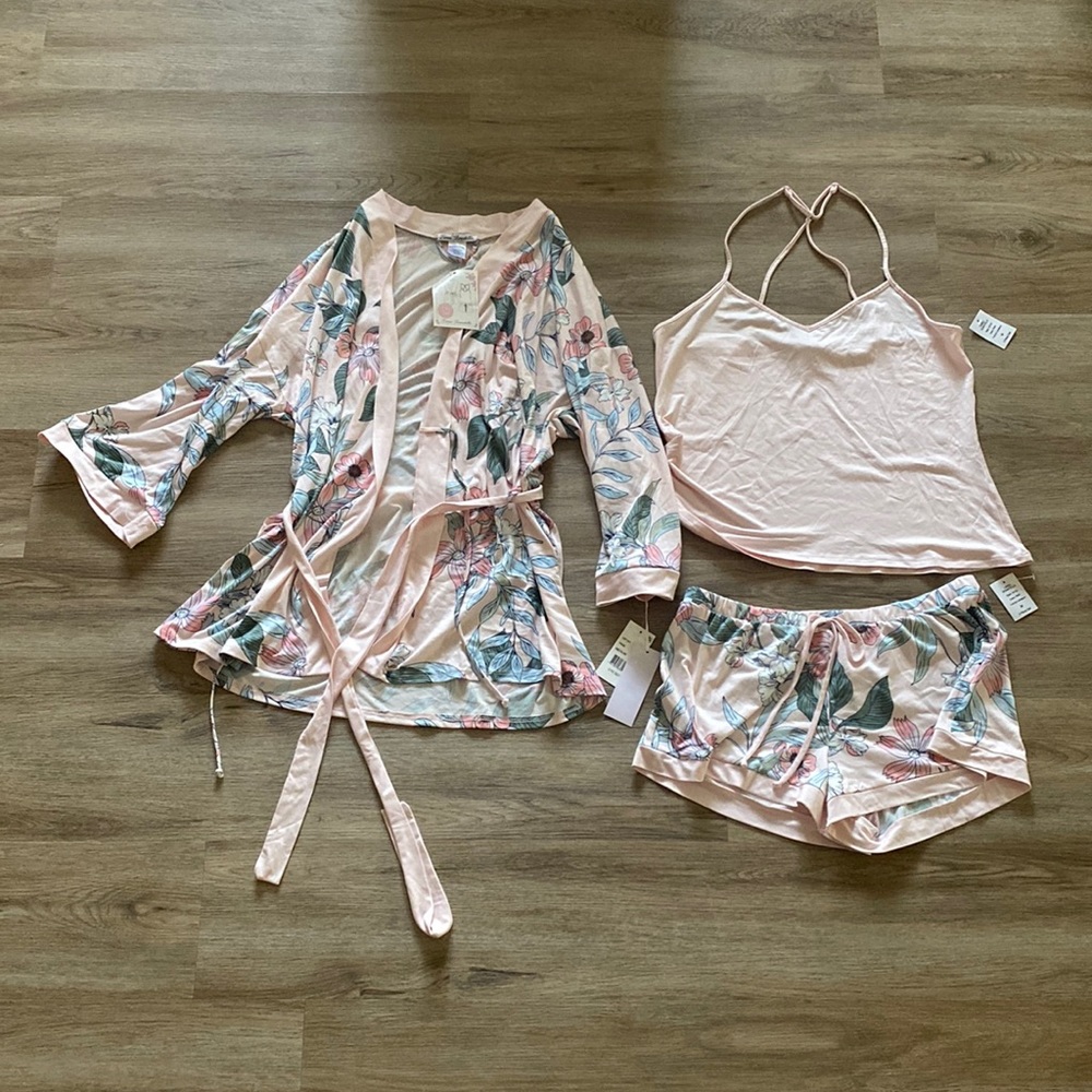 Robe, cami, short PAJAMAS set